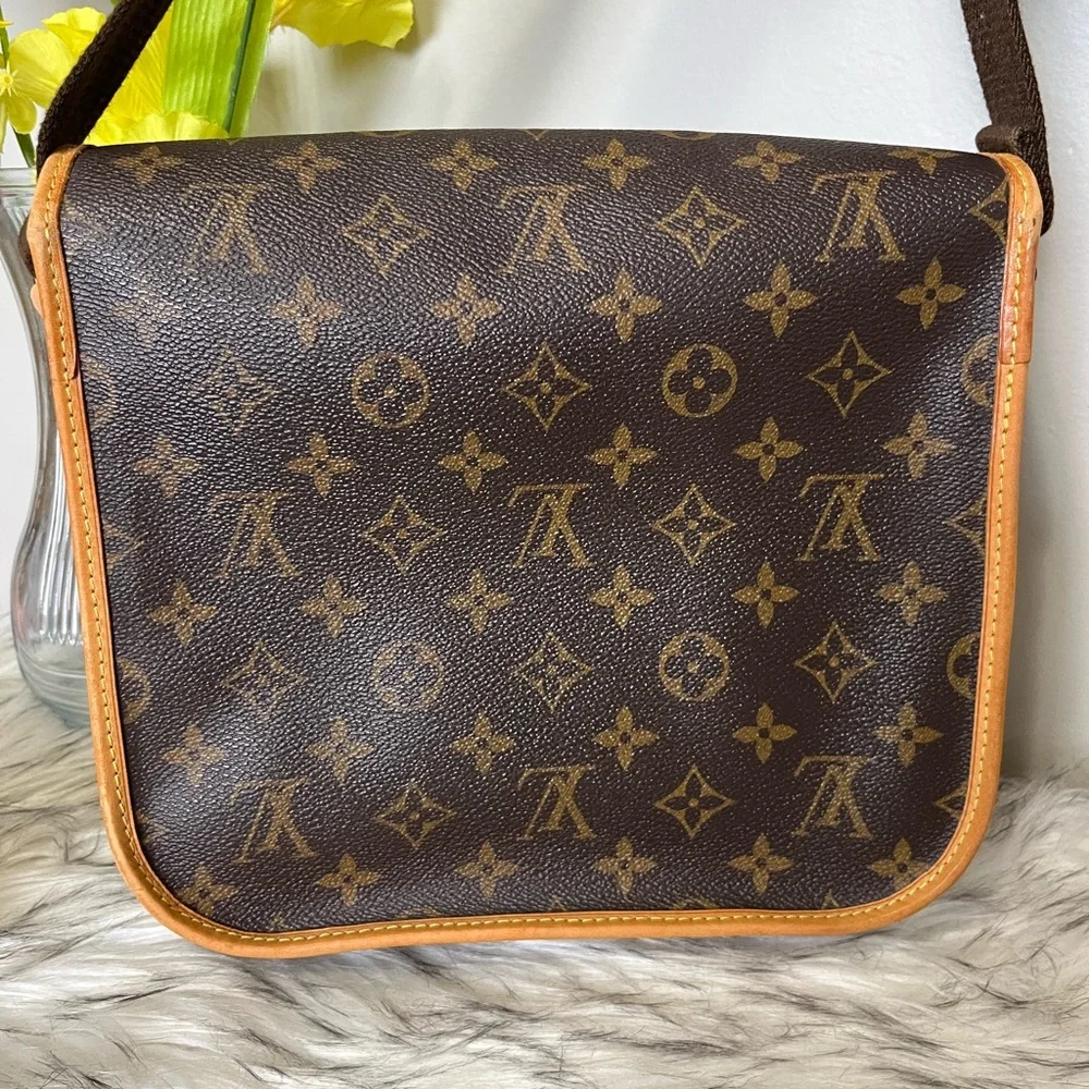 Bosphore crossbody in monogram. - Picture 4 of 17